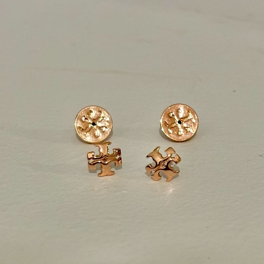 Tory Burch small Kira rose gold stud Earring